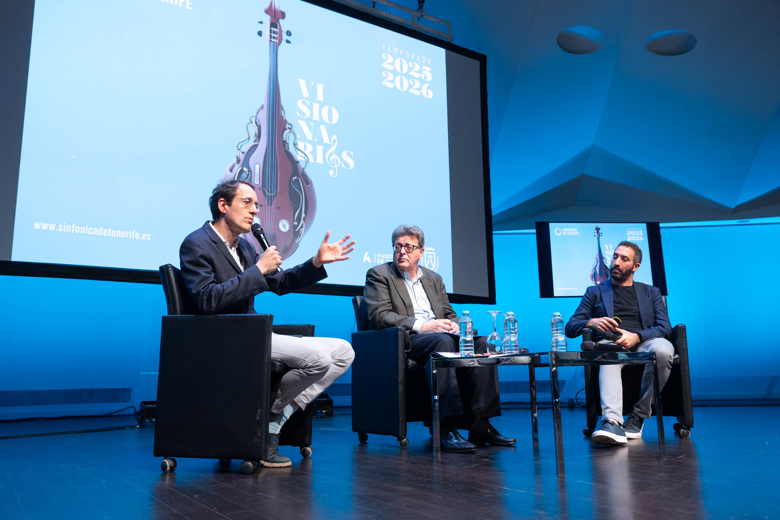 Sinfónica de Tenerife presenta su temporada 2025/26 con Pablo González como director principal invitado