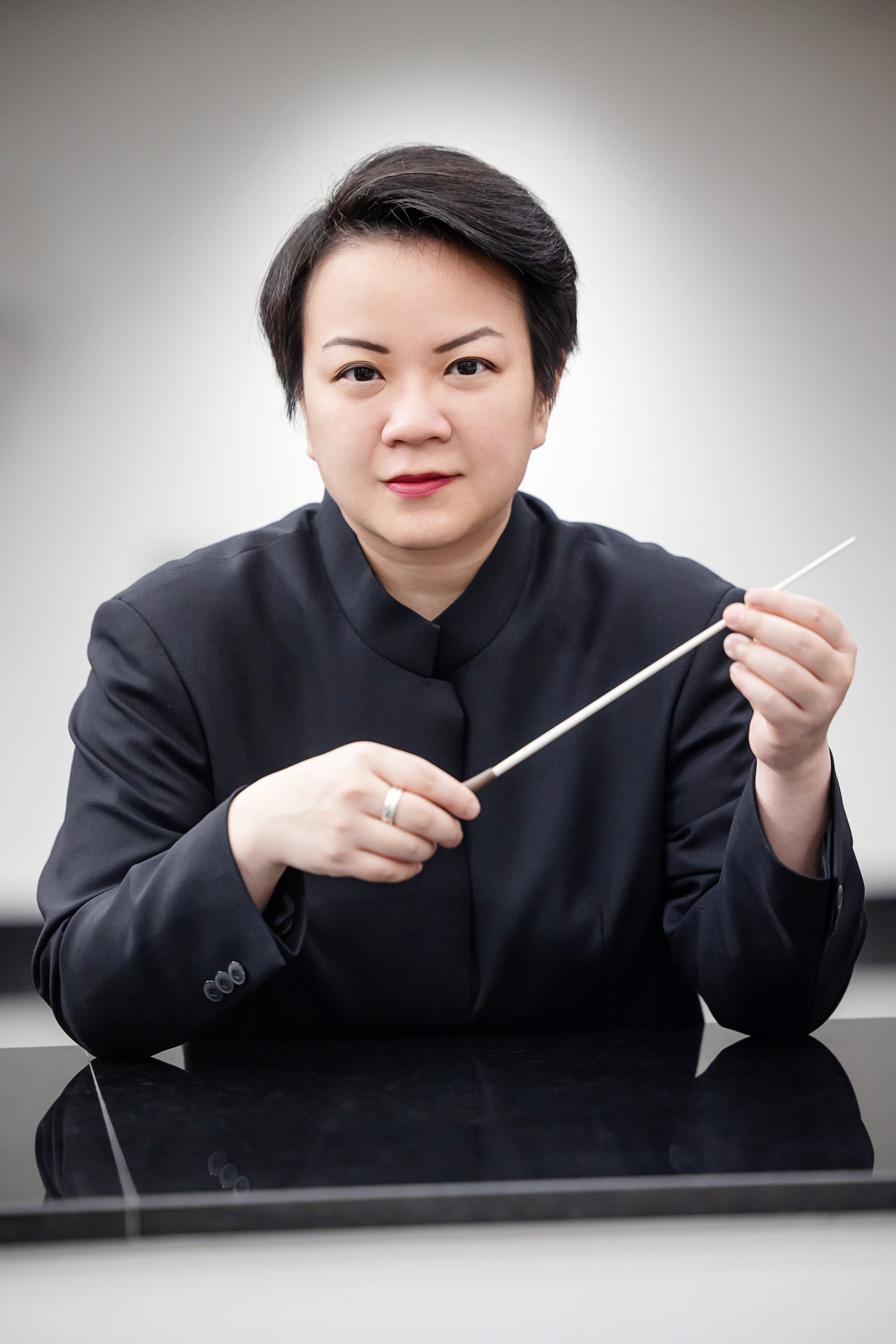 La Sinfónica interpreta a Copland, Falla, Mussorgsky y Beethoven bajo la dirección de Rebecca Tong