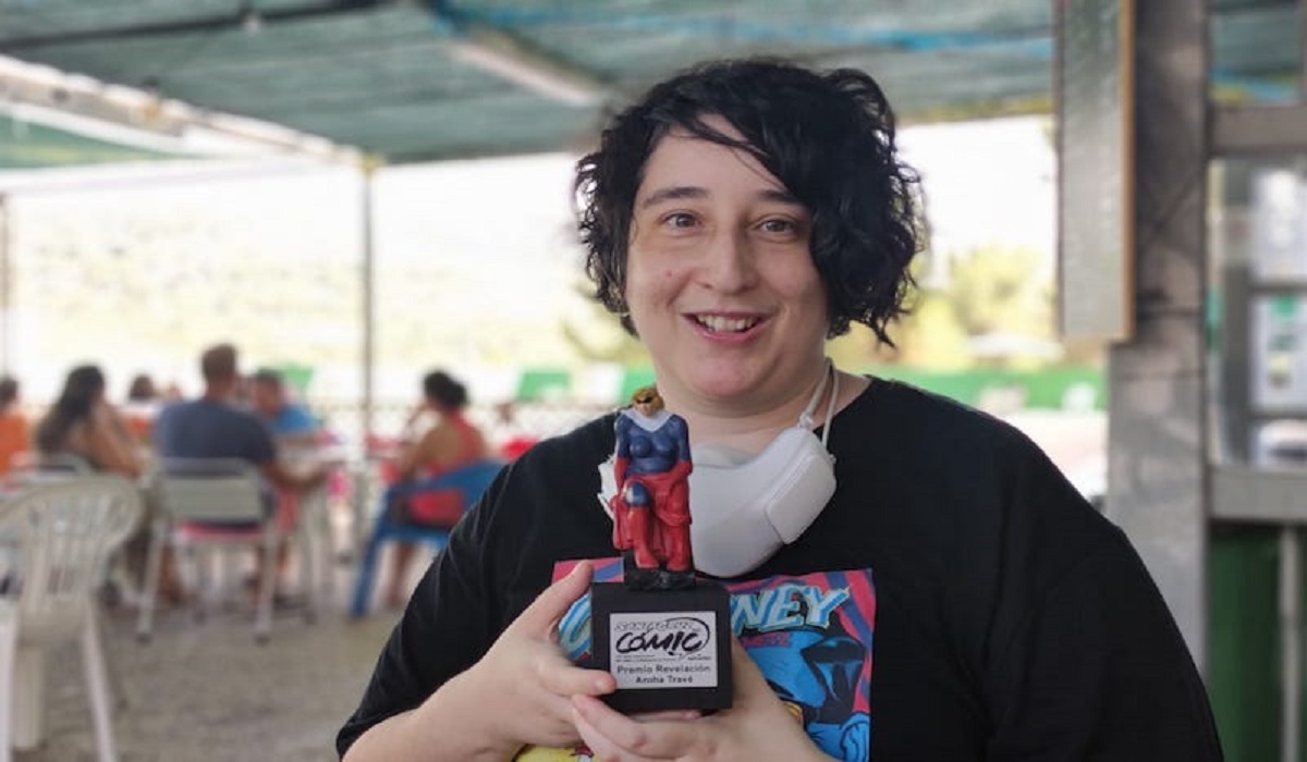 Aroha Travé, historietista: “A lo mejor haber leído El Víbora a tan temprana edad me jodió la cabeza y ahora me resulta imposible percibir lo que es provocador”