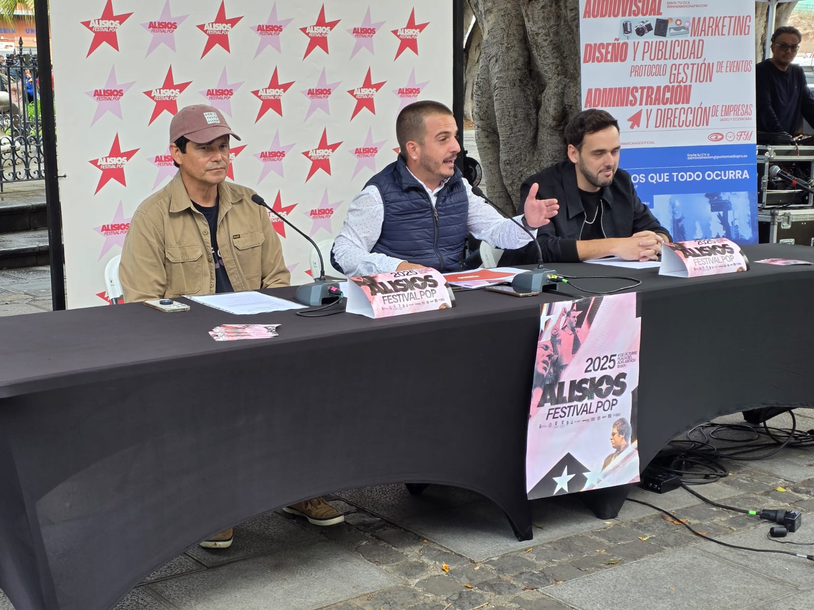 La plaza del Adelantado acoge la 18ª edición de Alisios Festival Pop con música en directo y talento joven en el corazón de La Laguna