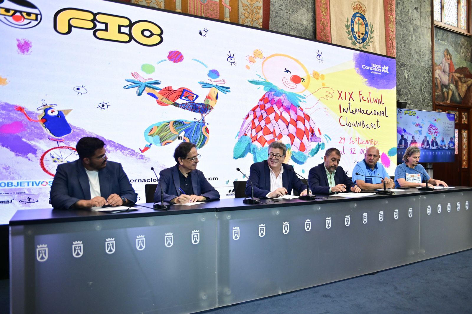 El FIC arranca su decimonovena edición con 88 funciones y actividades, el evento trae a Canarias a grandes nombres del circo y el clown como Wes Peden, Fred Blin o Leo Bassi