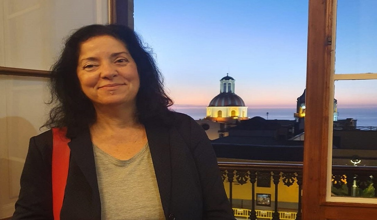 La escritora Graciliana Montelongo presenta en la Biblioteca Insular ‘Restos de un rosario’