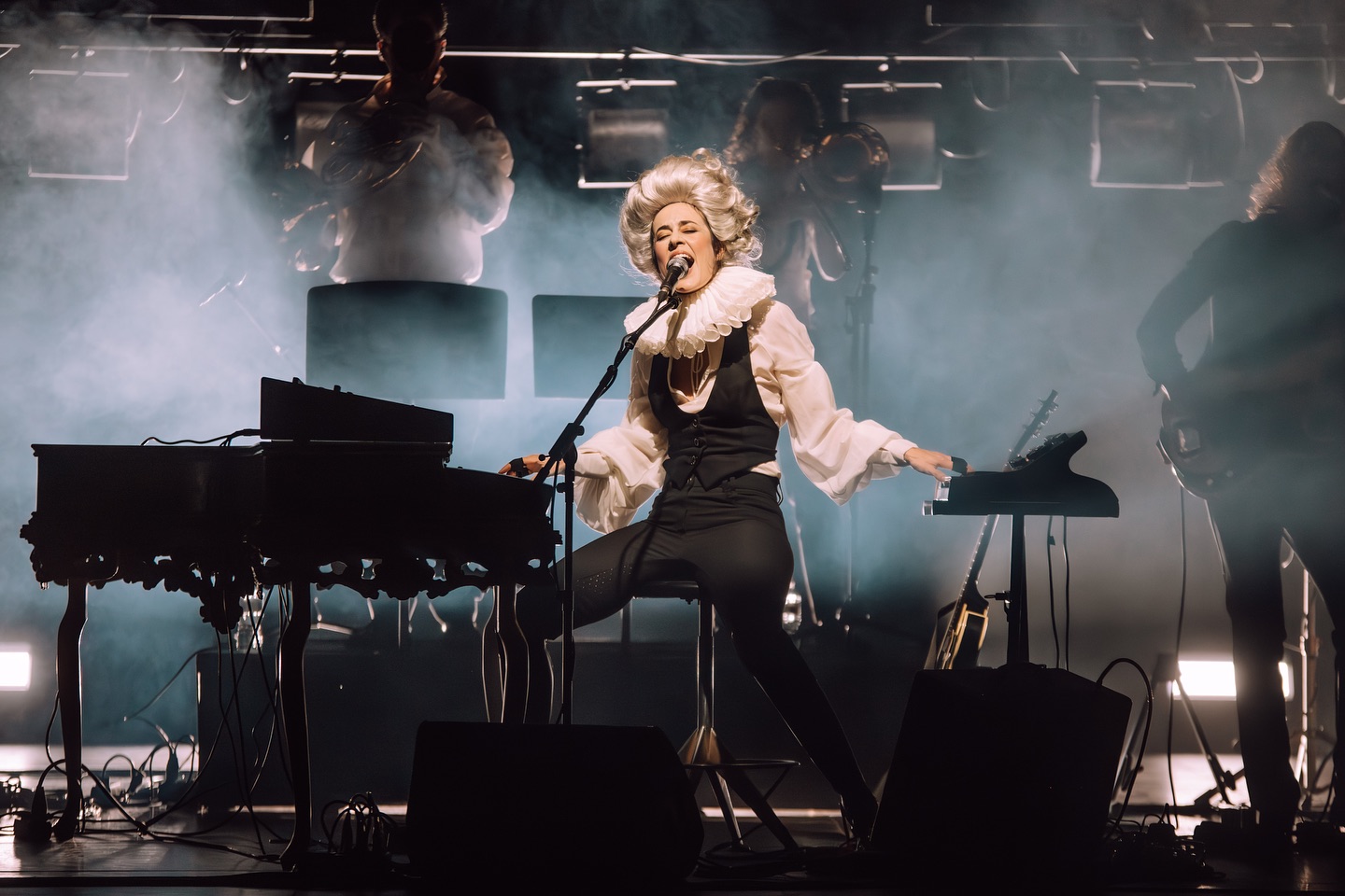 Maika Makovski regresa a Canarias para presentar en directo su último trabajo discográfico, ‘Bunker Rococó’