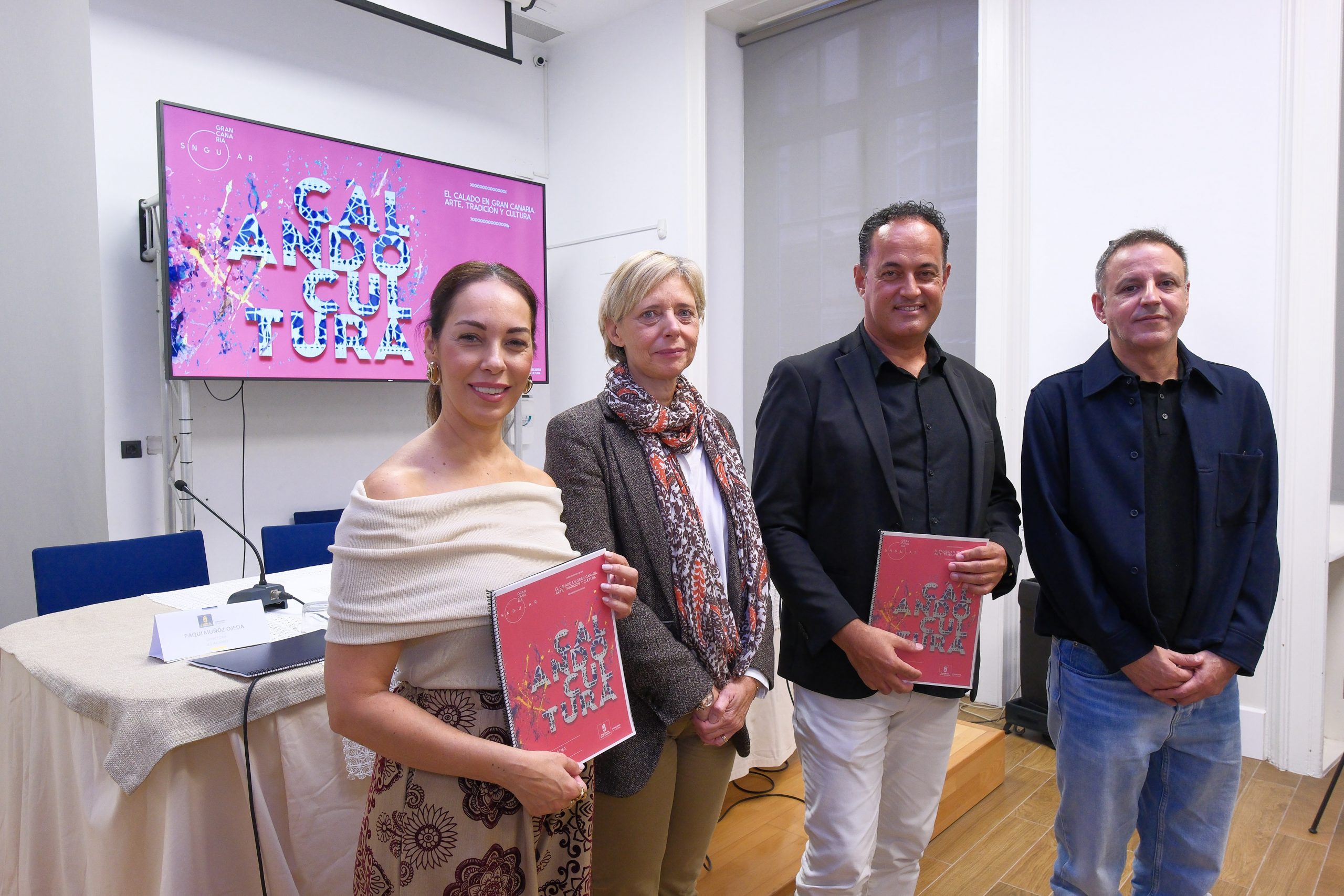 ‘Gran Canaria singular. Calando Cultura’ rescata la manifestación artesanal del calado proyectándola hacia el futuro y vinculándola con la educación y las artes contemporáneas