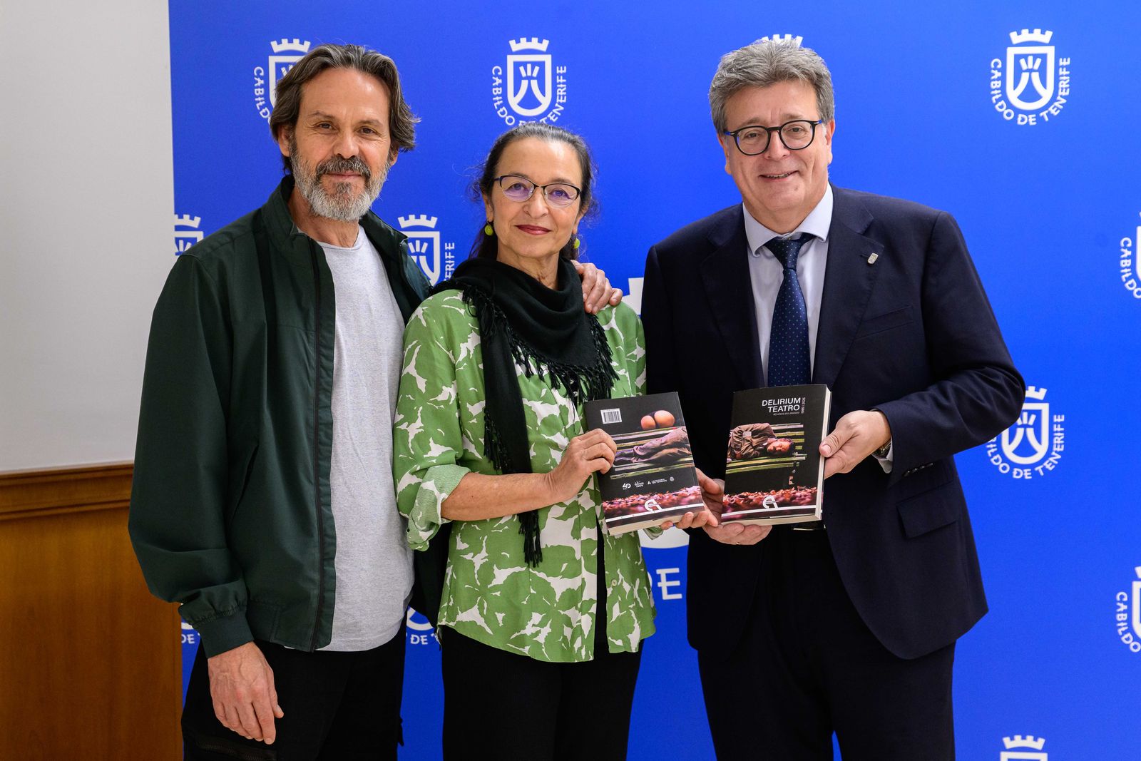 Delirium Teatro presenta en La Salita el libro que recoge sus 40 años de trayectoria