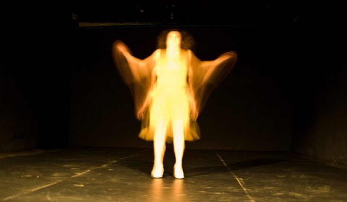 ‘A propósito do Vermelho’ y ‘Placeres extraños’ llegan al Paraninfo ULL de la mano de Acerina Amador