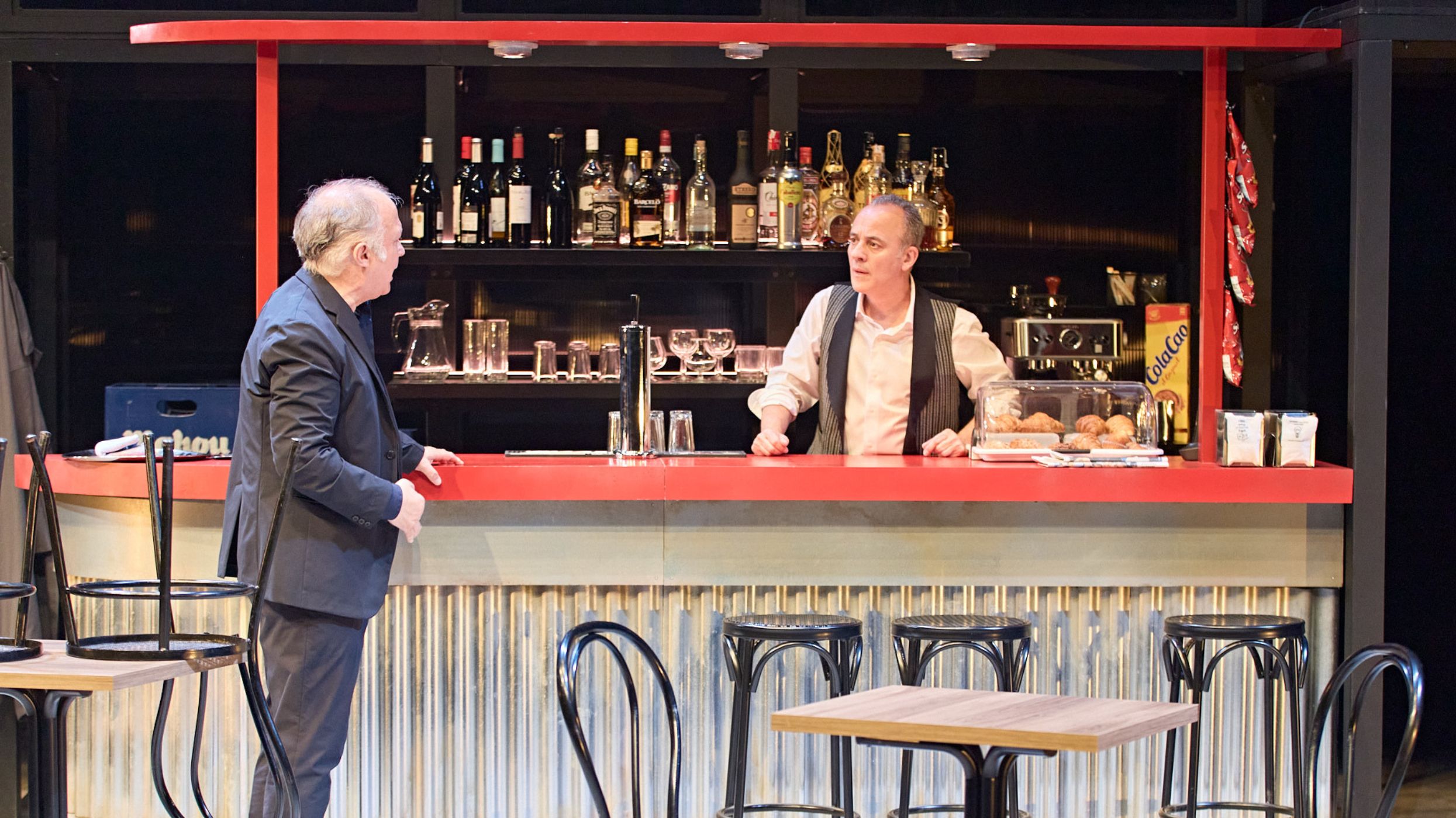 ‘Los yugoslavos’ llega al Teatro Cuyás con texto y dirección de Juan Mayorga