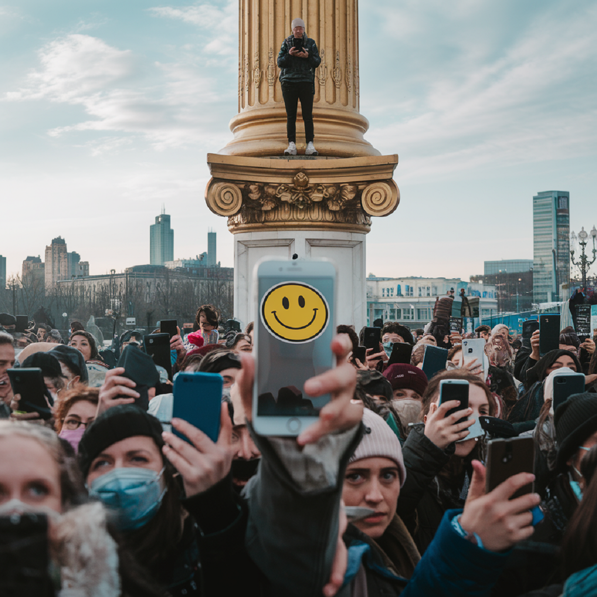 Los inquietantes ‘Paisajes insulares distópicos’ de Germán Páez ocupan la sala de exposiciones del Teatro Víctor Jara de Vecindario