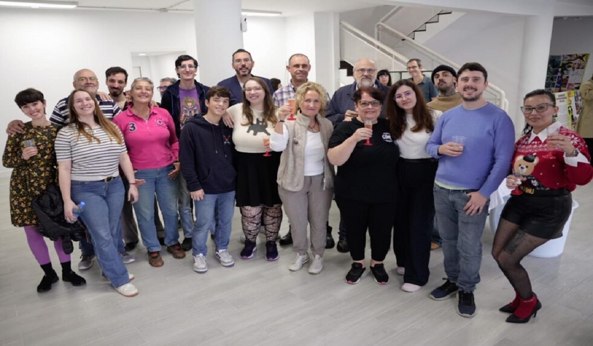 2025, dibujo de un año