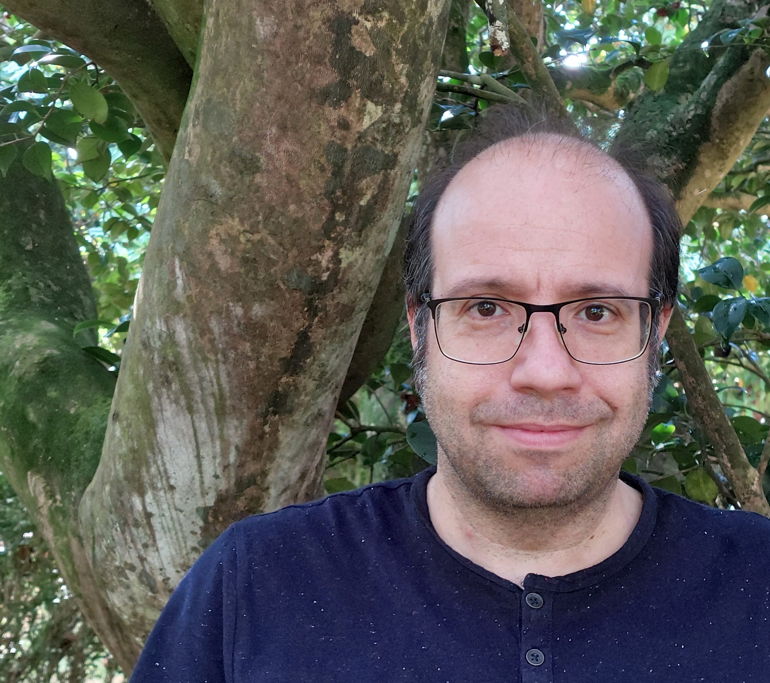 Gerardo Vilches, crítico e investigador de cómics: “Las revistas satíricas suponen una crónica irreverente, alternativa y un análisis muy novedoso de la Transición”