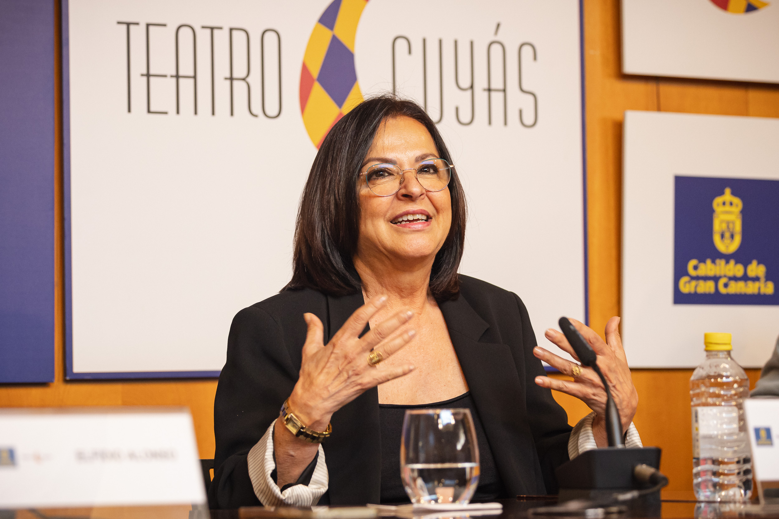 Mestisay y Los Sabandeños llenan el Cuyás con su espectáculo ‘Balada de Sabanda’