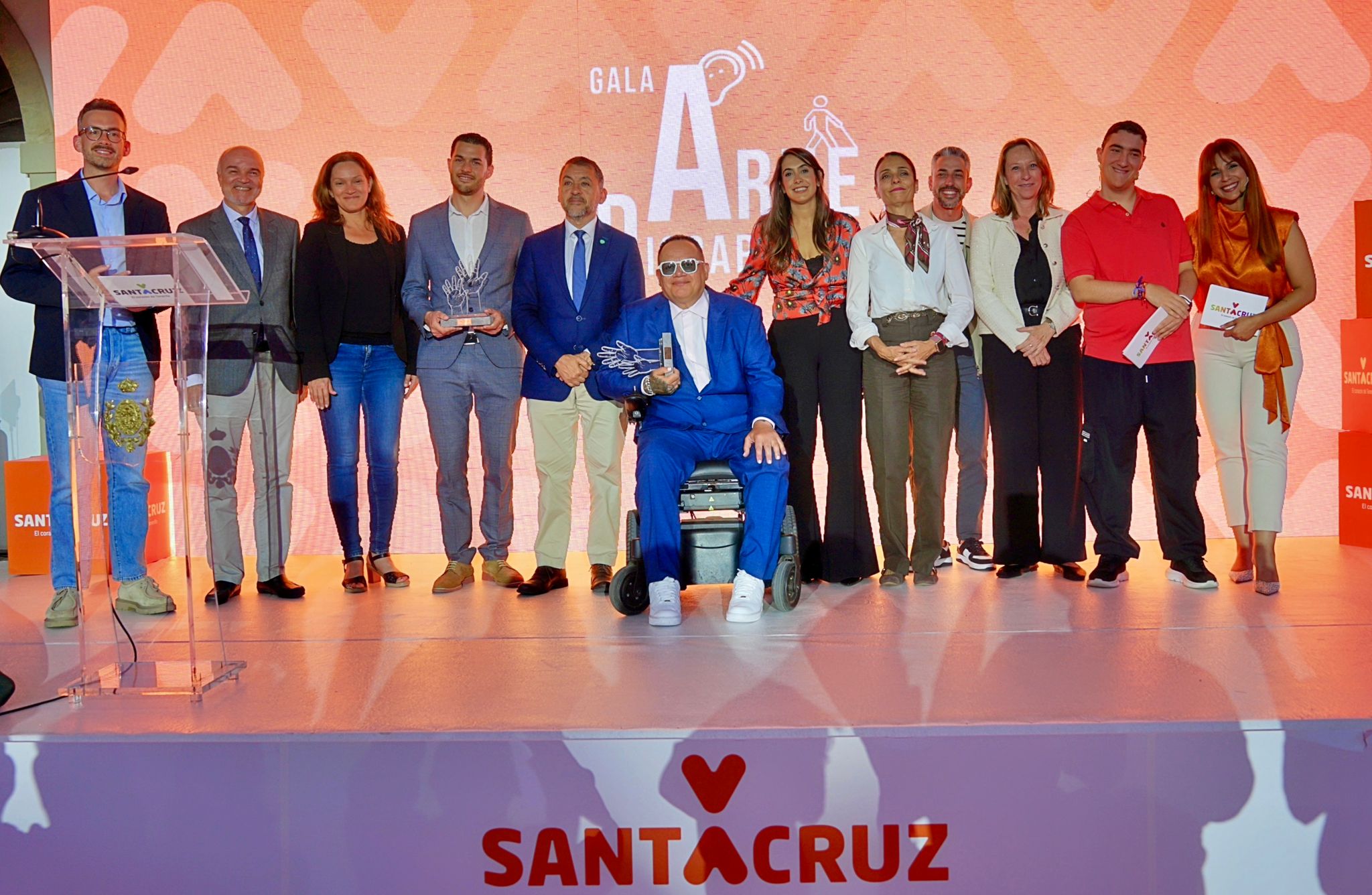 Santa Cruz celebra una nueva edición de la Gala Arte y Discapacidad en la Sala de Arte La Recova