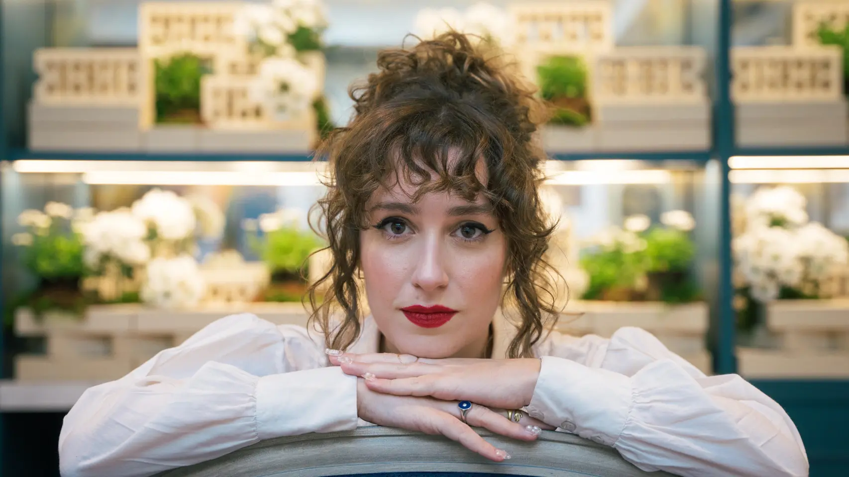 La poesía celebra el Día de la Madre en la Feria del Libro con Sara Búho como protagonista