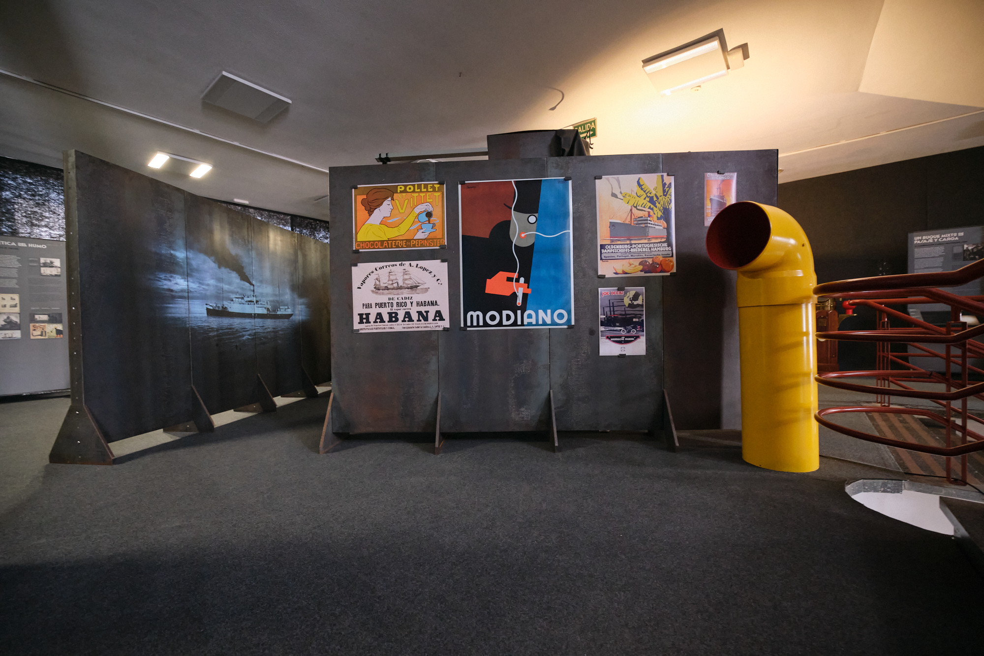 La exposición ‘El humo del progreso’ alcanza su última semana en el Centro Cultural de Los Cristianos