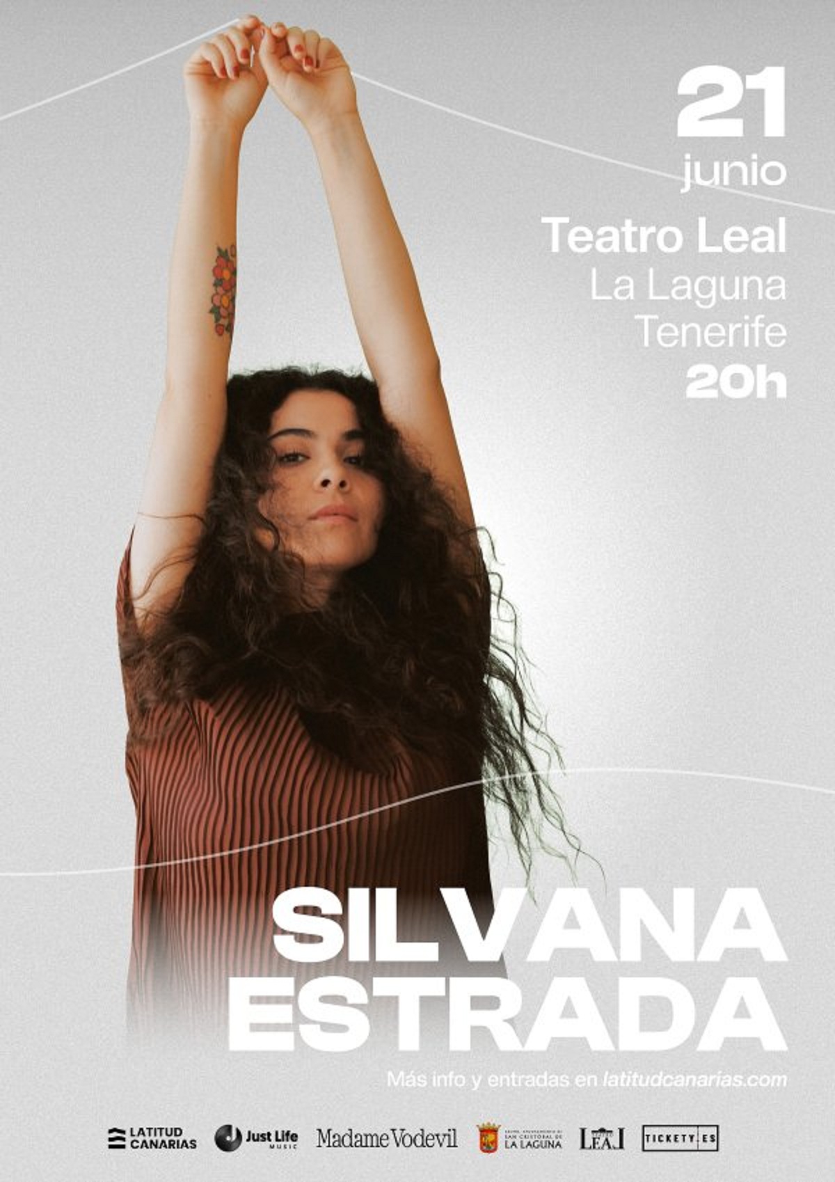 Silvana Estrada interpreta ‘Vendrán suaves lluvias’ en el Teatro Leal