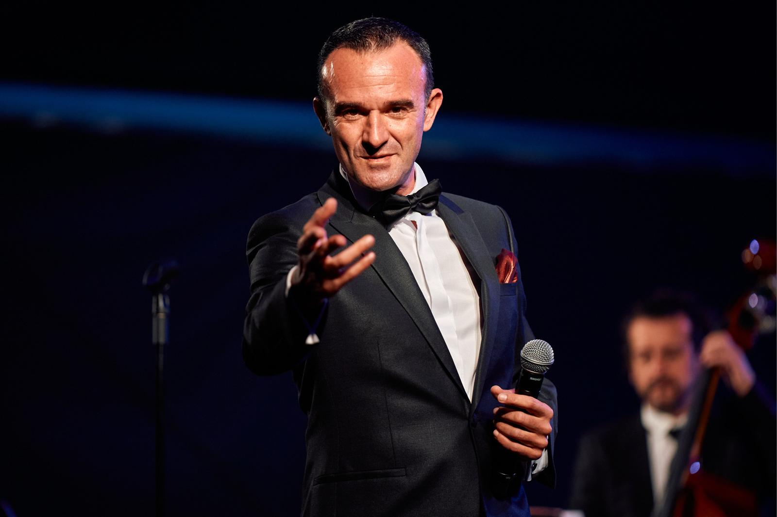 Fasur Rodríguez protagoniza una elegante velada musical en Cool Moon 2026