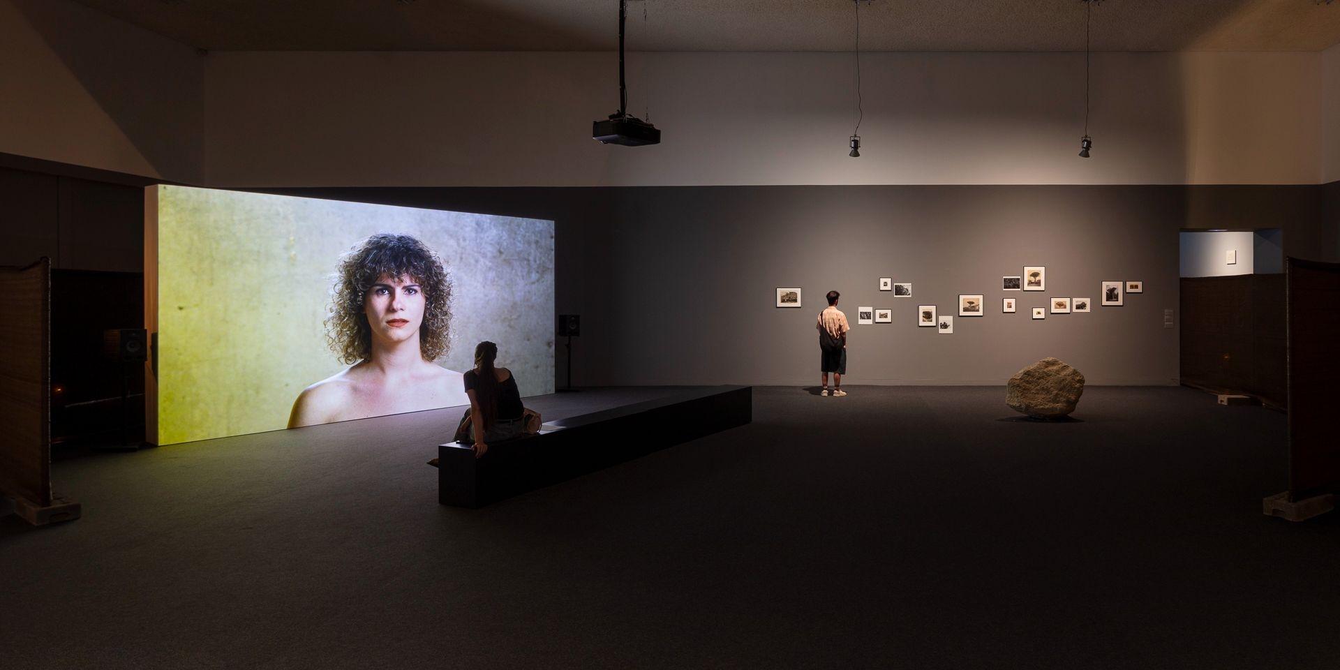 El museo TEA clausura esta semana Notas al pie, el proyecto de Cabello/Carceller que propone releer la historia desde sus márgenes
