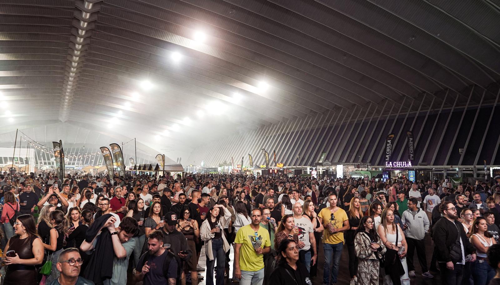 Burger Fest Canarias cierra su temporada en Santa Cruz de Tenerife con tres días de gastronomía y música en directo