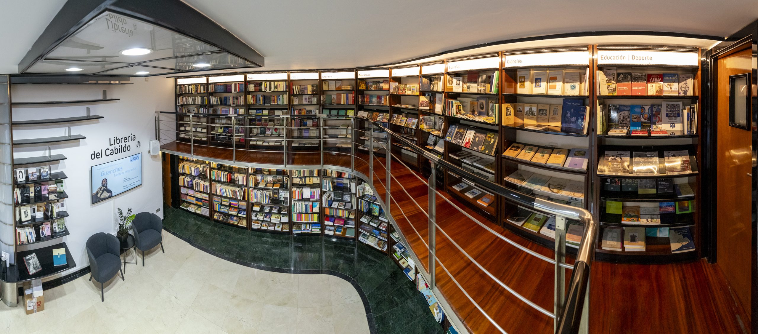 La Librería del Cabildo programa 13 actividades en noviembre con un homenaje a Juan Cruz y nuevas citas literarias