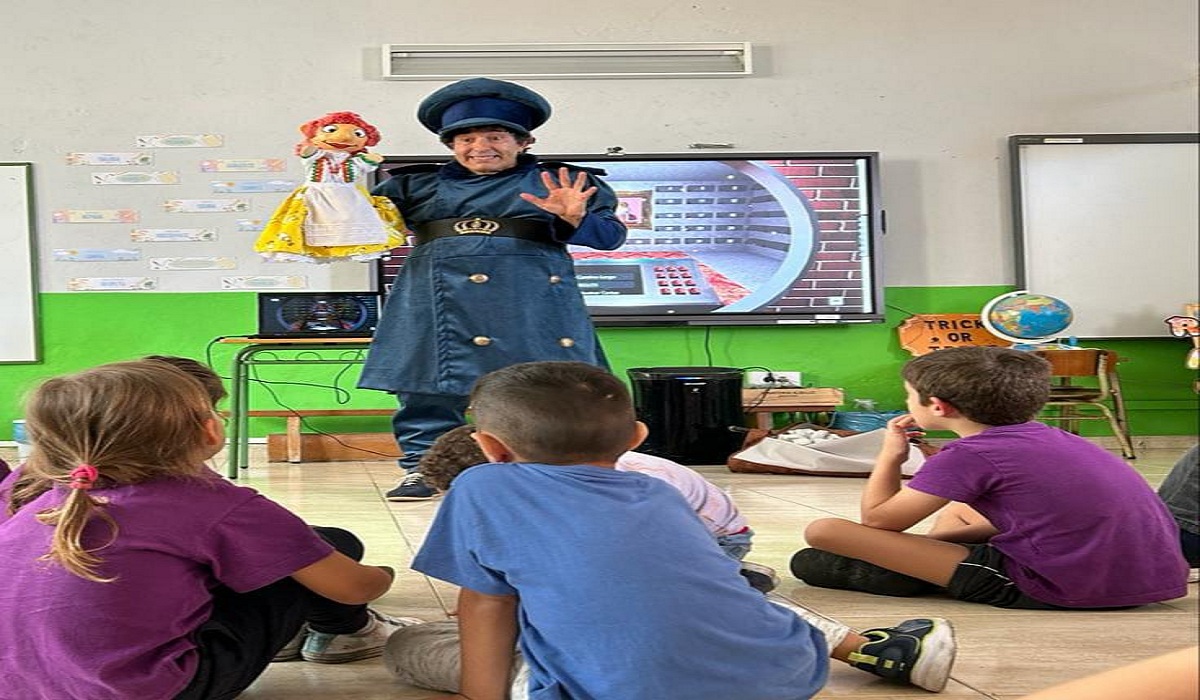 Hemisferio3 continúa fabricando emociones: ‘Metaficción’ llega a la Biblioteca Municipal de Santa Cruz de Tenerife