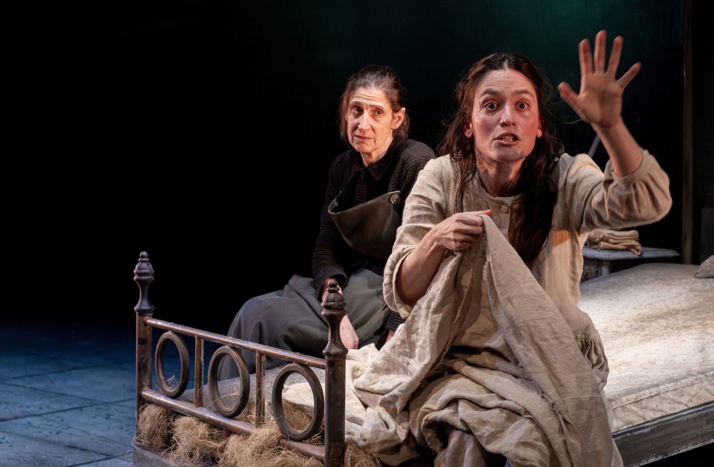 ‘Noche’, un retrato desgarrador y anticlerical se sube al escenario del Festival del Sur-Encuentro Teatral Tres Continentes